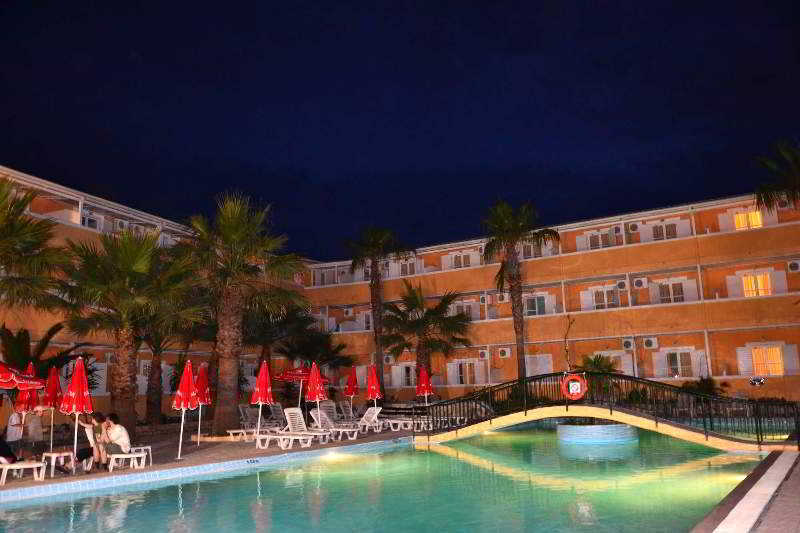 Tereza Hotel 라가나스 외부 사진